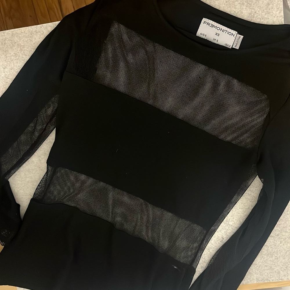 Long sleeve mesh shirt